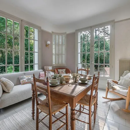 펜션 Maison Pour 9 A 450m De La A St Brevin