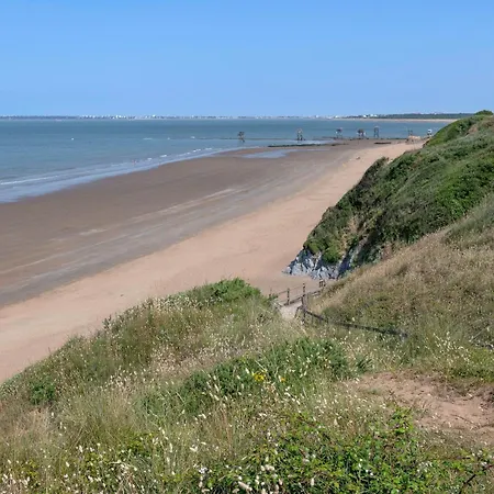 Holiday home Maison Pour 9 A 450m De La A St Brevin Saint-Brevin-l'Ocean